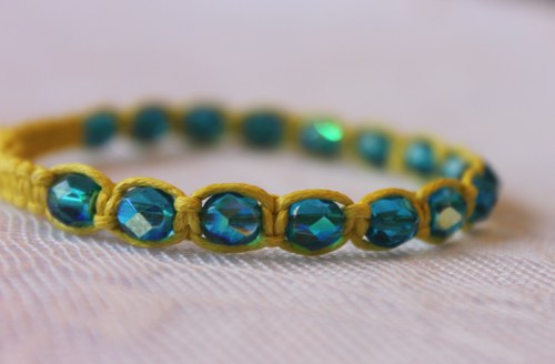 Náramek makramé/shamballa — foto 3