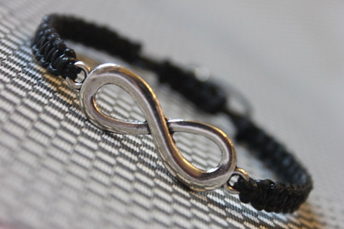 Infinity.. Náramek makramé/shamballa — foto 3