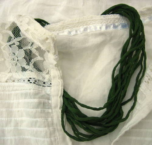 Hedvábí - Chiffon - Zelená — foto 4