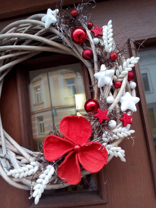 Červené dveře — foto 2