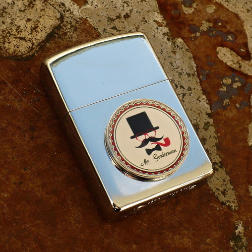 Mr. Gentleman (zapalovač) — foto 2