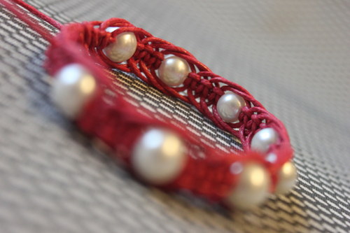 Vánoční.. Náramek macramé/shamballa — foto 4