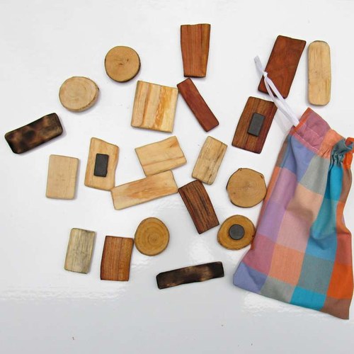 Dřevíčka - magnety + pytlíček — foto 2