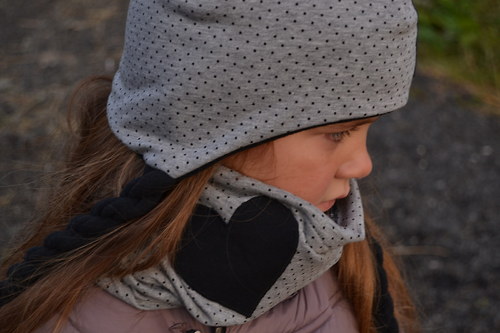 Nákrčník puntíkatý — foto 4