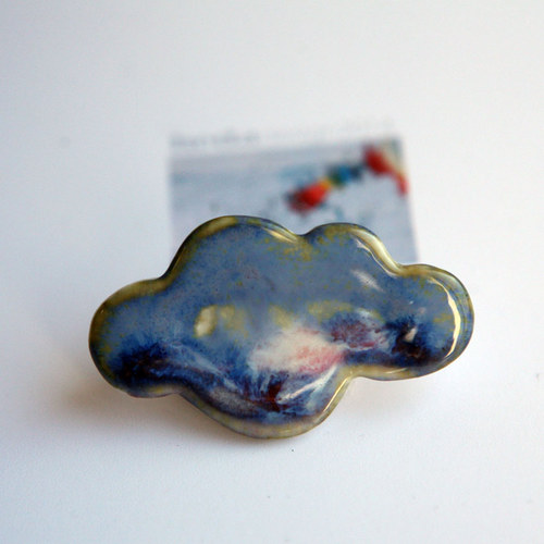 Chagallovská oblaka (porcelánová brož) — foto 2