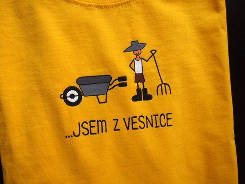 Tričko "Jsem z vesnice " na vaše přání :) — foto 2