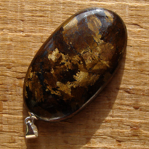 Bronzitový přívěsek — foto 3