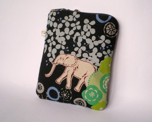 Sloní obal na Kindle nebo 7" tablet — foto 2