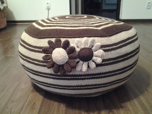 Obrovsky puf s kvetinami — foto 3