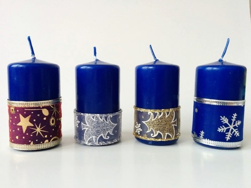 Malá modrá vánoční svíčka 4 — foto 3