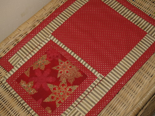 Prostírání pod hrníček - Red flourish — foto 3