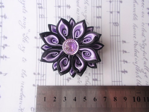 Brož kanzashi — foto 5