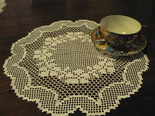 Bílá háčkovaná dečka Věneček — foto 2
