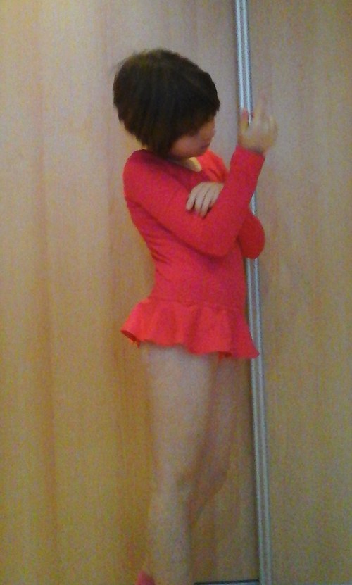 Dres se sukýnkou — foto 3