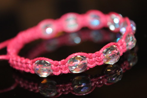 Vánoční nálada.. ;) Náramek macramé/shamballa — foto 5