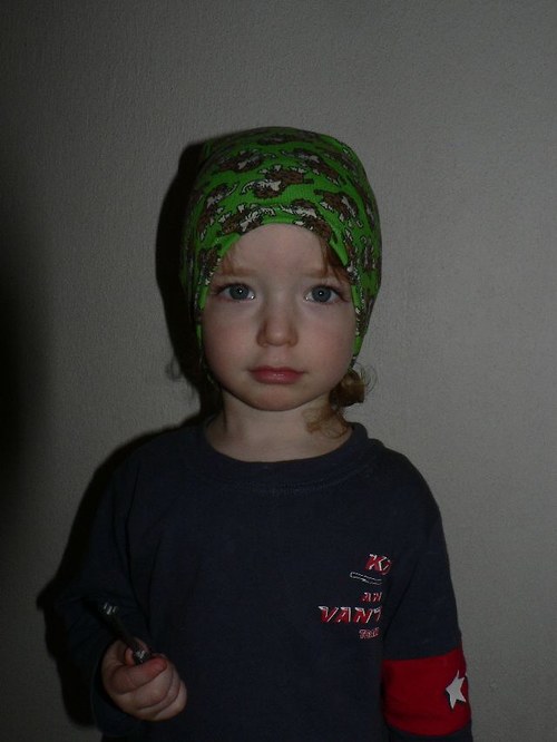 Multifunkční šátek - mamuti na zelené — foto 2