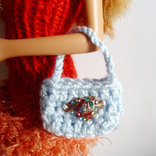 Bledě modrá kabelka pro Barbie — foto 4