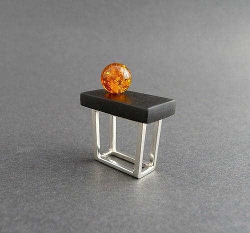 On the table — foto 2