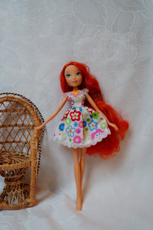 Květinové šaty pro Winx — foto 3