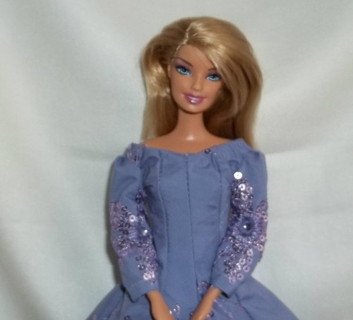 Fialové šaty pro Barbie s flitry-SLEVA — foto 2