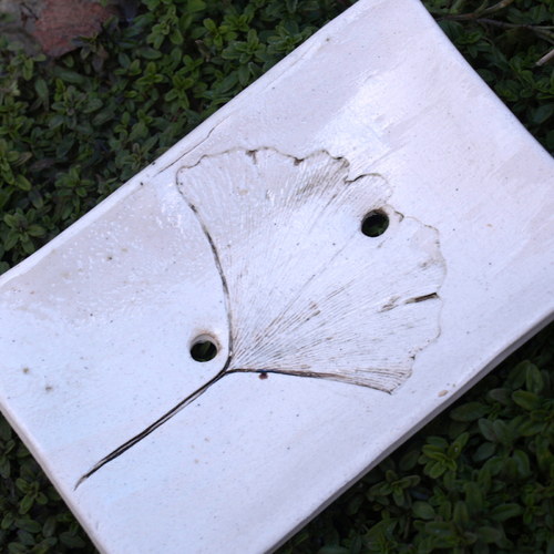 Keramická mýdlenka - gingo biloba — foto 2