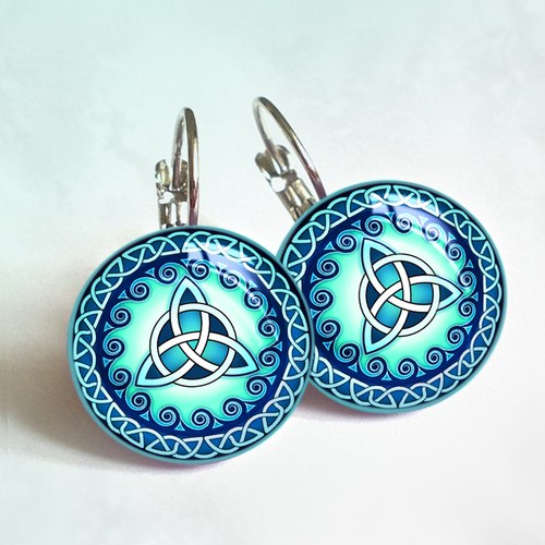 Triquetra — foto 2