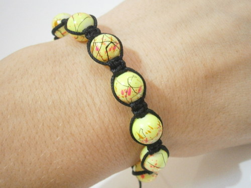 Žlutý náramek (macramé/shamballa) — foto 6