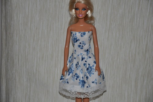 Barbie šaty Pro modroočku 16 — foto 2