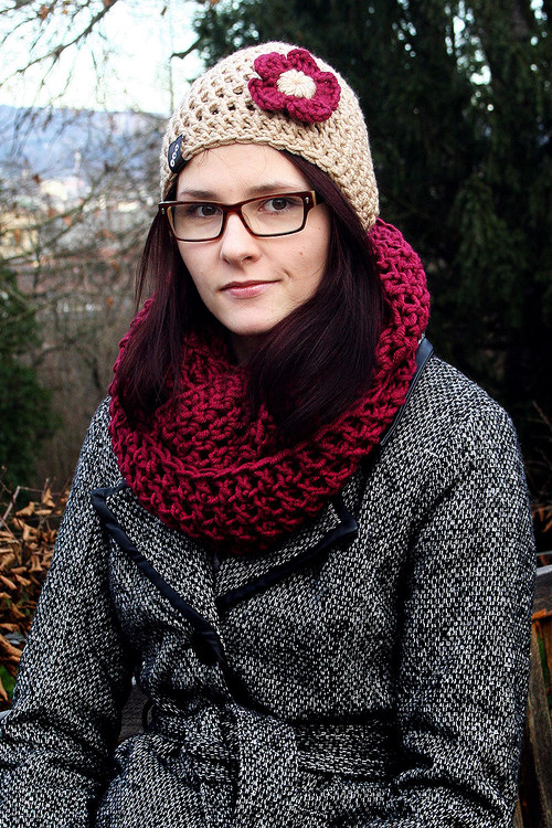 Háčkovaný nákrčník — foto 3