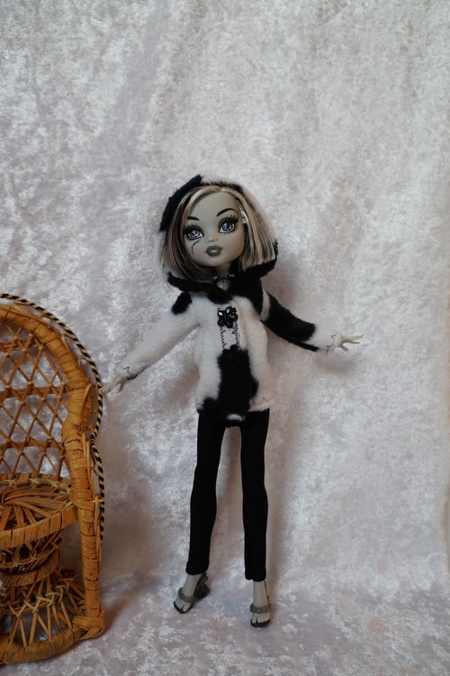 Zimní komplet pro Monster High — foto 4