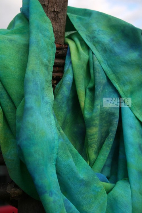 Nákrčník - Tyrkysová — foto 2