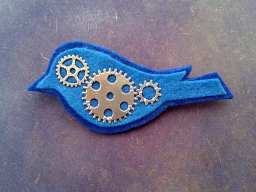 Steampunk ptáček - stříbrný — foto 2