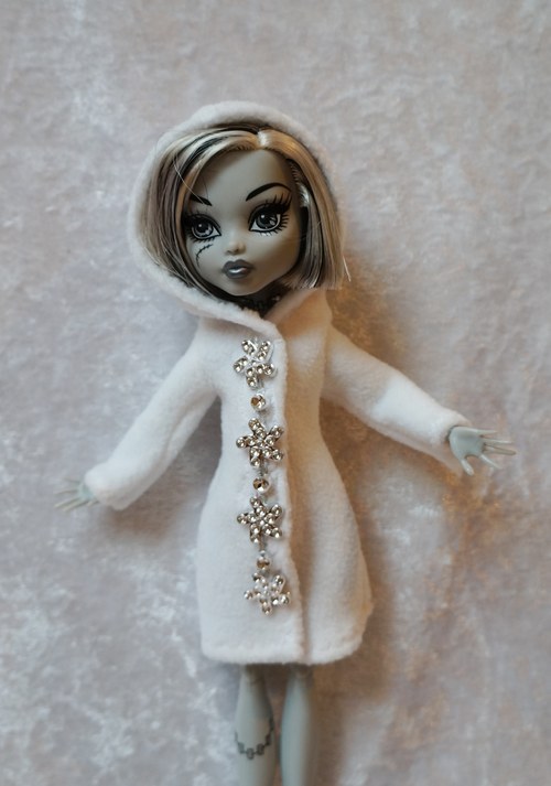 Sněhový kabátek pro Monster High — foto 2