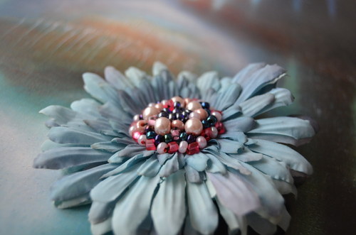Gerbera blankytná - brož + pineta — foto 3