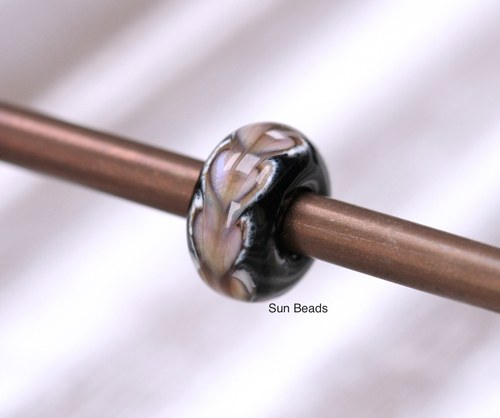 Perlorodka srdce, velký průvlek 5 mm — foto 4