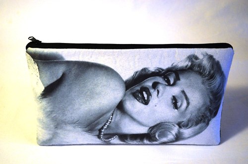 Kosmetická taštička s Marilyn Monroe — foto 3