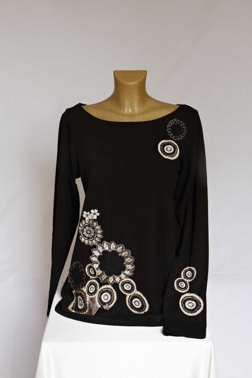 Tričko s aplikací, vel. 44 (L/XL) — foto 2