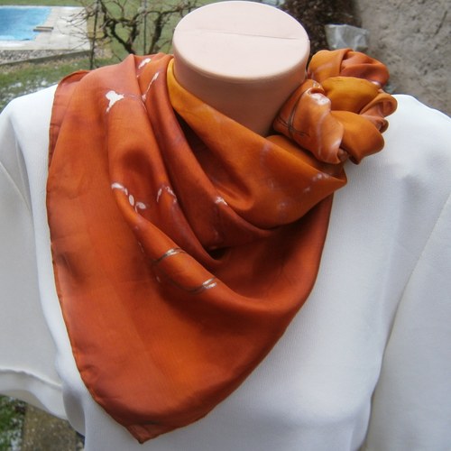 V barvě mědi 90 x 90 cm. — foto 2