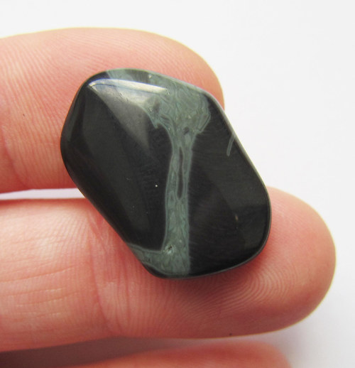 Obsidián pavoučí 23x15x6 — foto 3