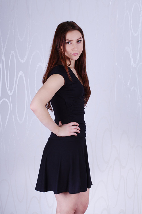 Šaty řasené černé — foto 2