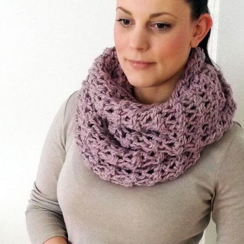 Nákrčník - růžová mlha — foto 2
