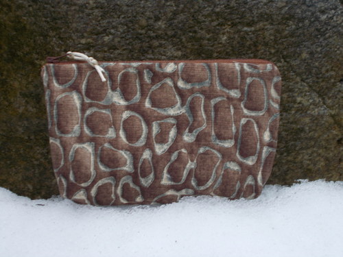 Kosmetická kapsička s knoflíčkem — foto 2