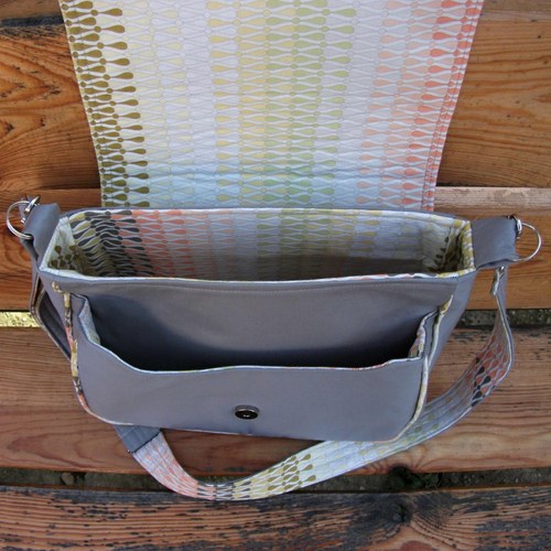 Šedá velká crossbody — foto 3