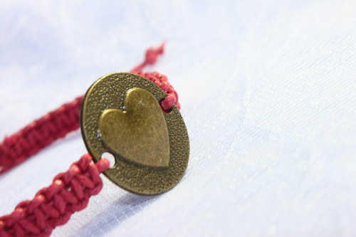 Srdce pro tebe.. Náramek macramé — foto 3