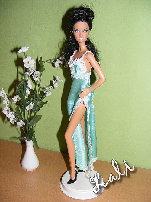 Župánek a košilka Barbie MM — foto 2