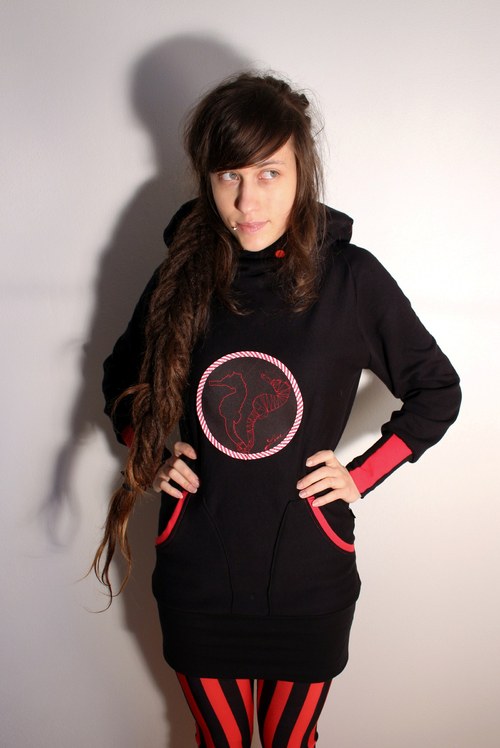 Mikéna SEEPFERDCHEN rot — foto 6