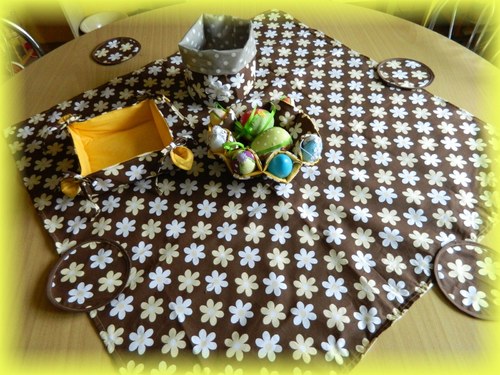 Sada prostírání "kvítky v čokoládě" — foto 2