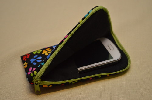 Ťapy, ťap II. .....barevný obal na mobil — foto 2