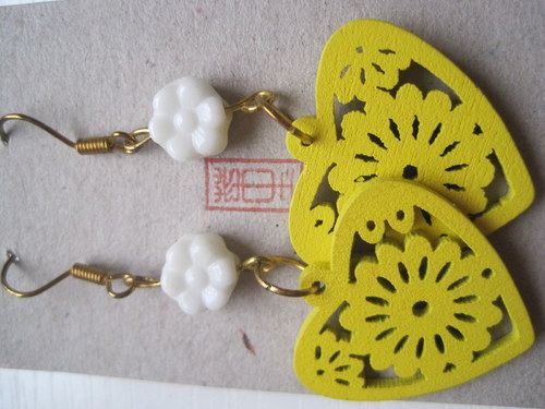 Výproděj náušnice Yellow hearts — foto 2