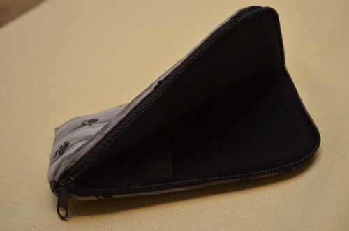 Ťapy, ťap.....šedý obal na mobil — foto 3
